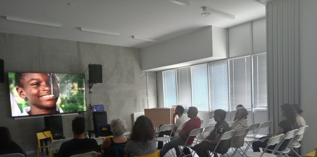 Semaine LCD
Échanges passionnants autour du documentaire sur les sœurs Williams et sur les discriminations dans le sport avec <a href="/niassita/">SoniaDauger</a> <a href="/BasiledeBure/">Basile de Bure</a> <a href="/Paris19e/">Mairie du 19e</a> <a href="/CentreRosaParks/">Centre Rosa-Parks</a> 
Merci aux participant-es