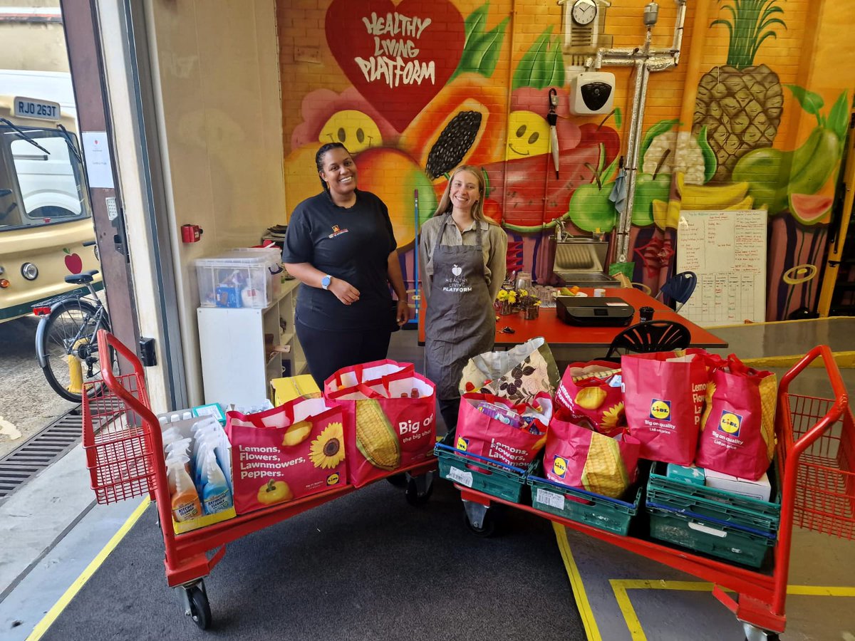 LivingPlatform's tweet photo. 🙌🫧 Big thanks to @SerContractor for their incredible 100kg donation! It's the perfect finish to our Swim for Soap campaign, assisting families with essential toiletries and helping them through the cost-of-living crisis 💕 Donations welcome! #CostOfLivingCrisis #CommunityLove https://t.co/O98epKQ6ES