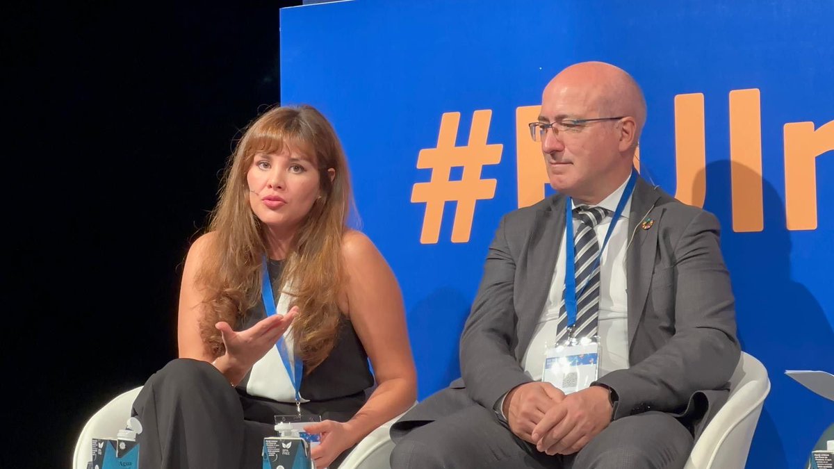 Clusters of Sweden tweet media