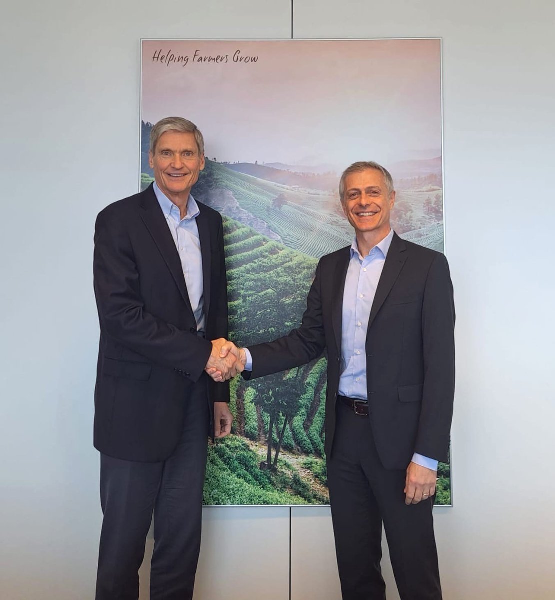 CropLife Intl. is pleased to announce Livio Tedeschi (<a href="/BASFAgro/">BASF Agricultural Solutions</a>) has been elected as Chairman of the Board. Livio will support <a href="/CropLifeIntl/">CropLife International</a> in championing innovative technologies that help farmers around the world.

Press release: bitly.ws/WPNw

#CultivatingInnovation