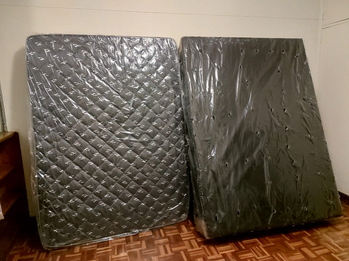 samukelomakhan1's tweet photo. This bed goes for R1250, let me know if want to place an order. We also have other beds. place an order through this number 0623031712
Thabo Betser
SenzoMeyiwaTrial
Somizi
Dr Matthew https://t.co/rN5IT7pBqU
