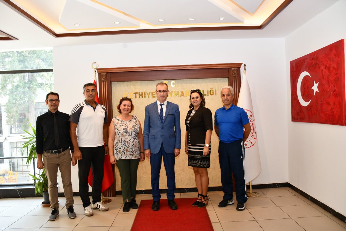 fethiyegovtr's tweet photo. Eğitim İş Sendikası Fethiye Temsilciliği Kaymakamımız Sayın İsmail Hakkı ERTAŞ’a "Hoş geldiniz" ziyaretinde bulundu.
@IHErtas
#fethiyekaymakamlığı
#fethite https://t.co/0MZyIx3dDO