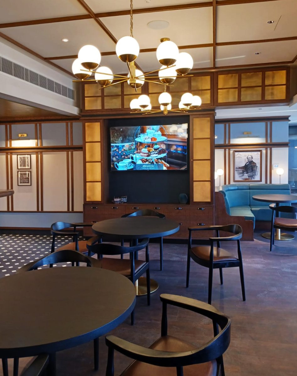 SCSTechLtd's tweet image. We’re proud to have provided and enhanced the guest facing technology at the prestigious Heythrop Park, the latest addition to Warner Hotel’s portfolio.
Read the full write up here (pg 50): online.fliphtml5.com/xahs/fllc/

#hoteltv #hospitalitytv #hoteltechnology #hotelAV