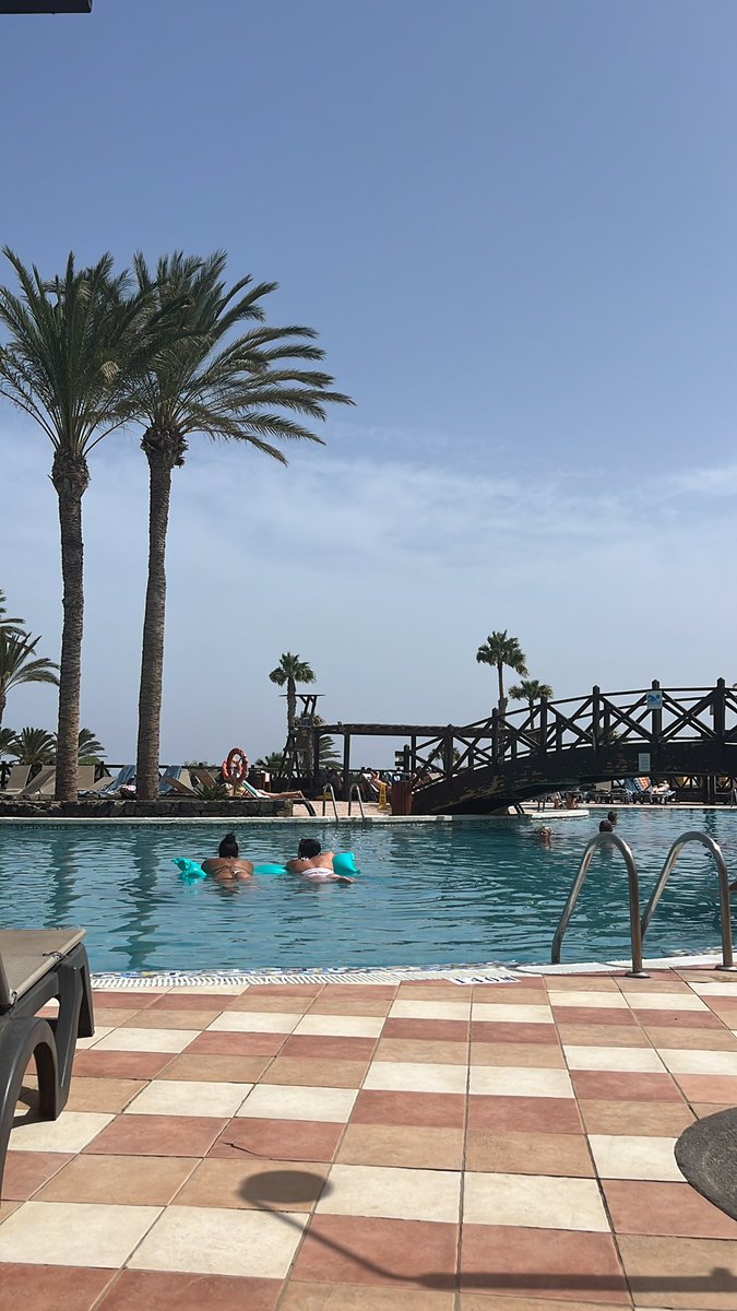 mrsb20b's tweet photo. Isn’t mat leave just the most magical thing? ☀️ https://t.co/ZUAQTXu99O