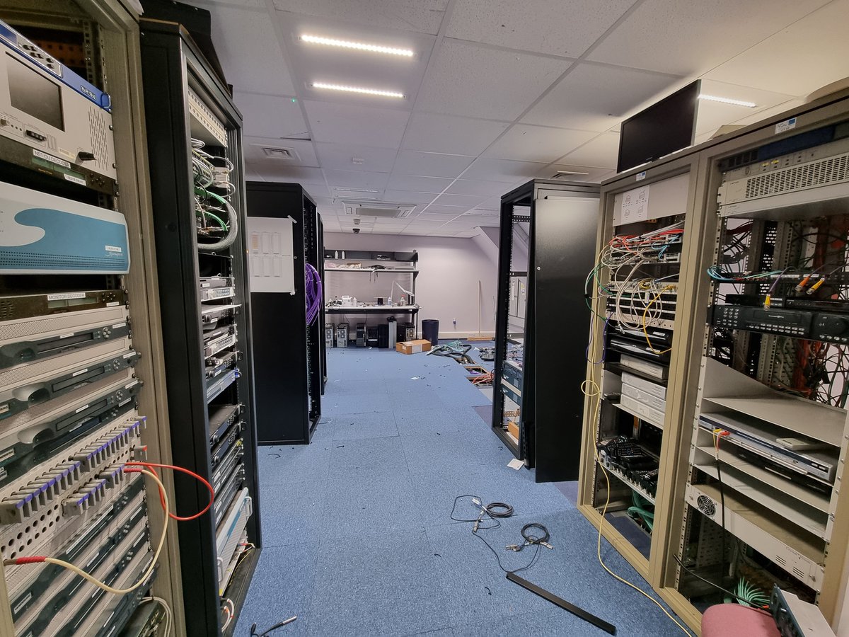 orryverducci's tweet photo. The Ideal World Peterborough studios are looking much emptier than they did last week. All the broadcast equipment is now at their new home in Feltham https://t.co/bI64Z1IidZ