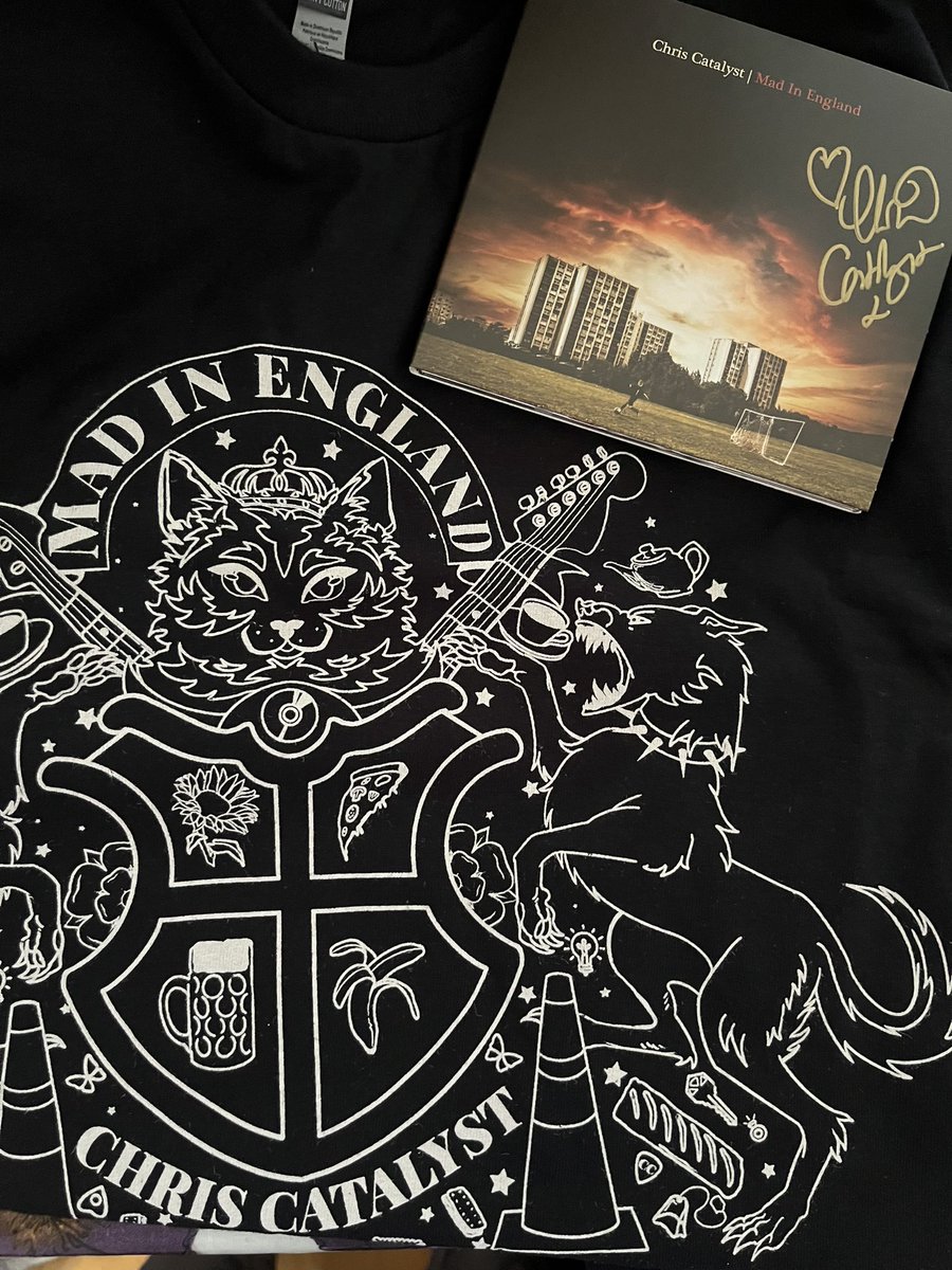 Tunes already in the car after getting the parcel today <a href="/ChrisCatalyst/">Chris Catalyst</a> ❤️