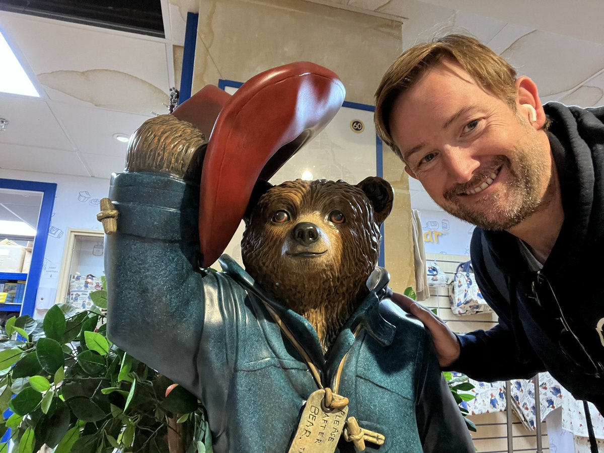 michaelbreeze's tweet photo. Hello from Paddington! 

On route to @Pax8EMEA Bristol 😎 https://t.co/oscNTxmsk6