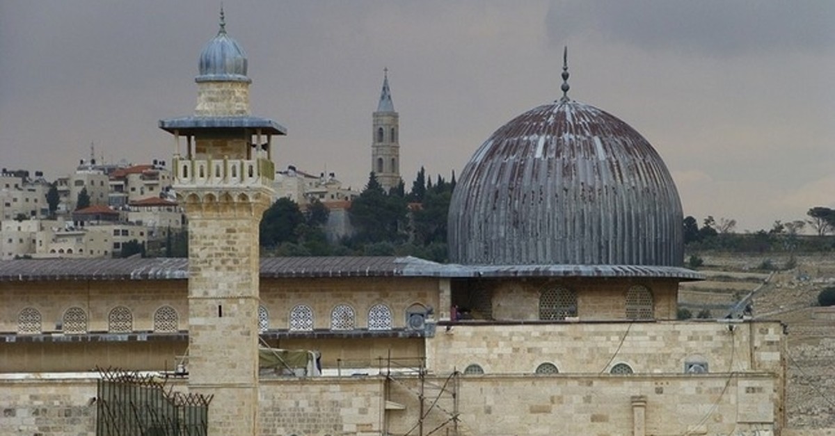 hali19447's tweet photo. @NimraReal #AlAqsaMosque #standwithPalestine https://t.co/Fx2Tibarzk