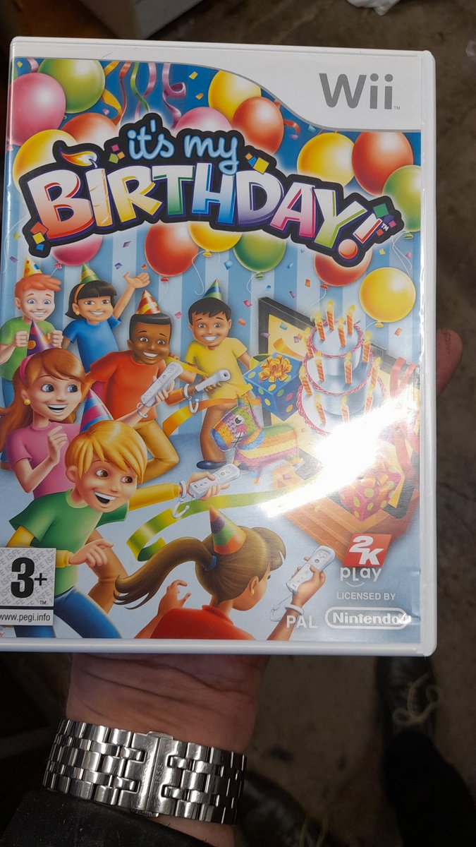 carlinskip1's tweet photo. Dejavu
Here we go again 😆 
#PostiesBeen 
Unboxed copy this time of...
It's my birthday for #Nintendo #Wii  
#RetroGameCollecting #GamerLife #Gaming
Think this is the last one I need 😆 🤣 https://t.co/zcqS7gE9VX