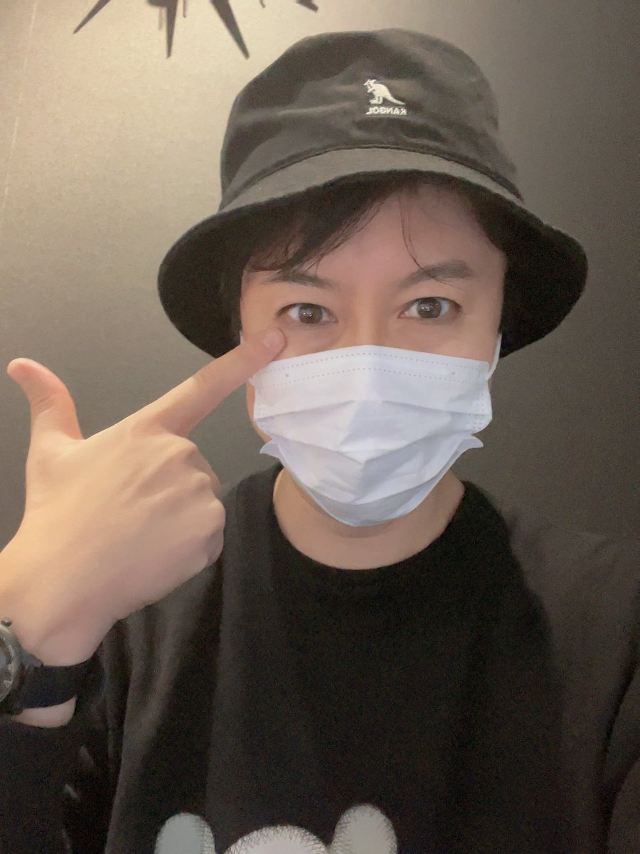 Kazuma_Horie's tweet photo. 10月9日昼の部の柴田十太夫役の男は、毎回衣装が変わるのに自撮りを怠った。

【#それには仔細があった】

急遽16時から現場が入り慌ててしまい、心に余裕が無かったのだ。

男の目尻にはほんのり、十太夫の化粧の跡が残るのだった🥸

なので前日までのお写真のまとめをばw

#アメツチ怪談
#番町皿屋敷 https://t.co/MxIloojTAg