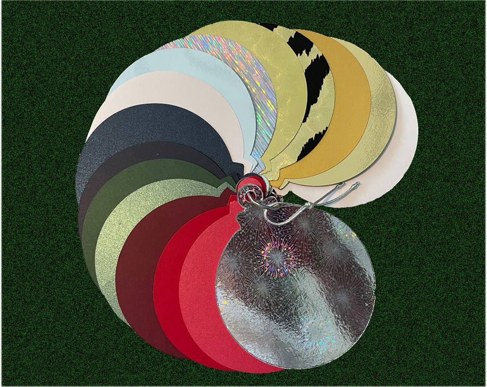 peregocarta's tweet photo. Ecco la nostra palette di Natale! 🎄🎁🎅Richiedi il tuo campionario 😍#paper #peregolab #peregowonderlab #peregopaperwonderlab #prototipia #packaging #pack #colors #colorinatalizi #colori #papercolor #paperaccessories #swatchbook #palette #designer #christmass #christmassball https://t.co/Y1Z8G8dY81