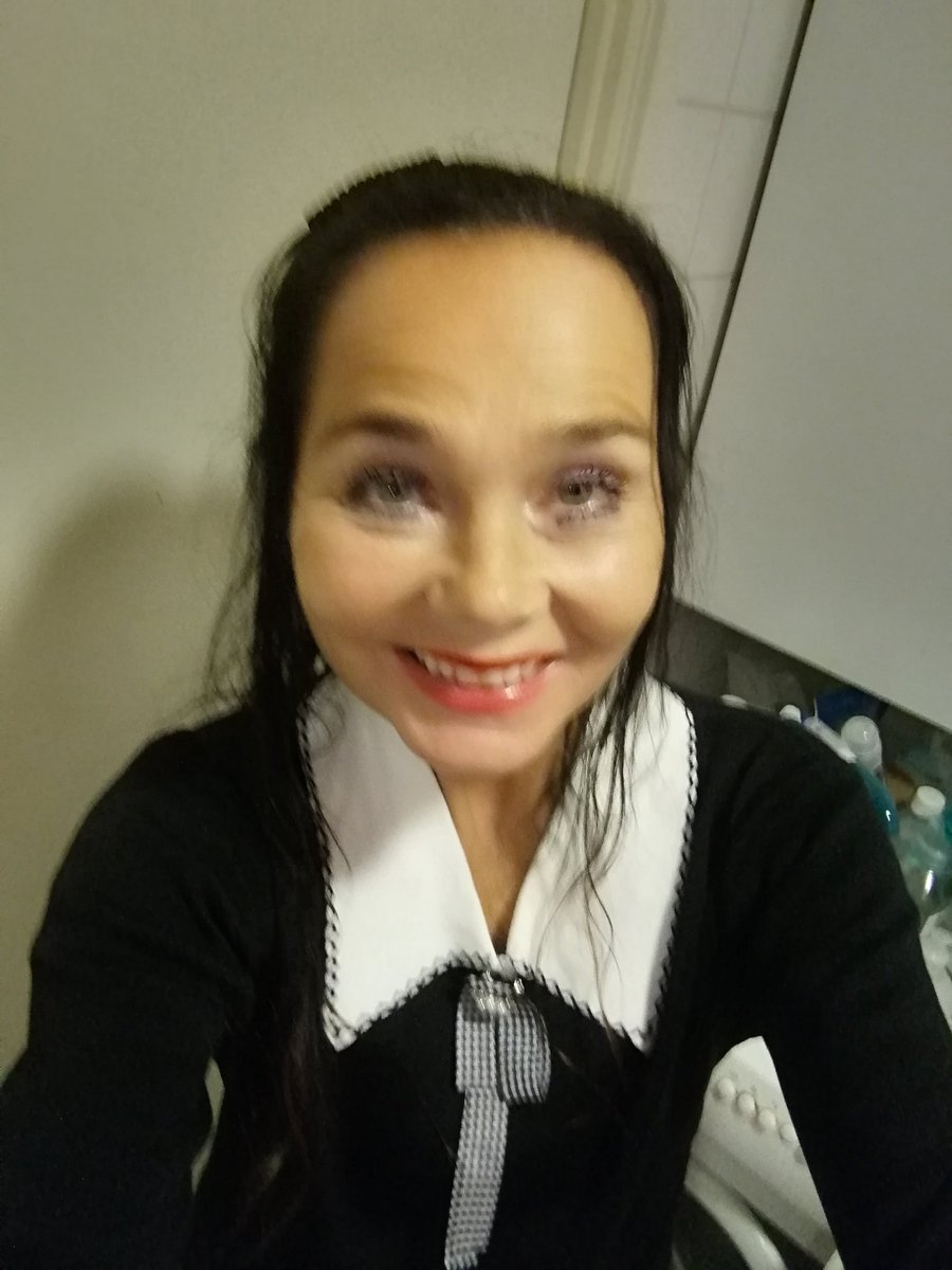 OutiMia's tweet photo. @korkein_oikeus mikä teidän tehtävä on? Lakiosan menestykselle tarvitaan rikos tai kunniaton elämä. Rikosta en ole tehnyt(poliisi todennut sen 2014)ja kunniatonta elämää en ole viettänyt. Tapaukseni on ennakkotapaus. #jukkapekkasalonen #koponen #makela #tammisalminen #lakiosa https://t.co/OtaGbno1tA