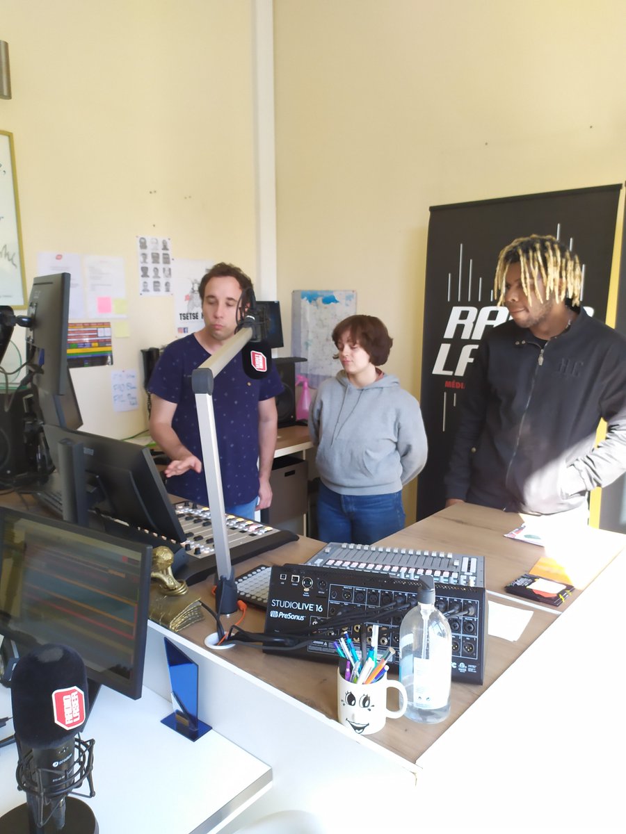 Radio Laser tweet media