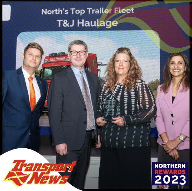 Transport News (@_transportnews) on Twitter photo T&J Haulage Ltd took home the reward for the 𝐍𝐨𝐫𝐭𝐡’𝐬 𝐓𝐨𝐩 𝐓𝐫𝐚𝐢𝐥𝐞𝐫 𝐅𝐥𝐞𝐞𝐭 sponsored by <a href="/tipgroupuk/">TIP Group UK&I</a> at our Northern Rewards.
Congrats to them!!
#transportnews #NorthernRewards T&J Haulage Ltd took home the reward for the 𝐍𝐨𝐫𝐭𝐡’𝐬 𝐓𝐨𝐩 𝐓𝐫𝐚𝐢𝐥𝐞𝐫 𝐅𝐥𝐞𝐞𝐭 sponsored by <a href="/tipgroupuk/">TIP Group UK&I</a> at our Northern Rewards.
Congrats to them!!
#transportnews #NorthernRewards