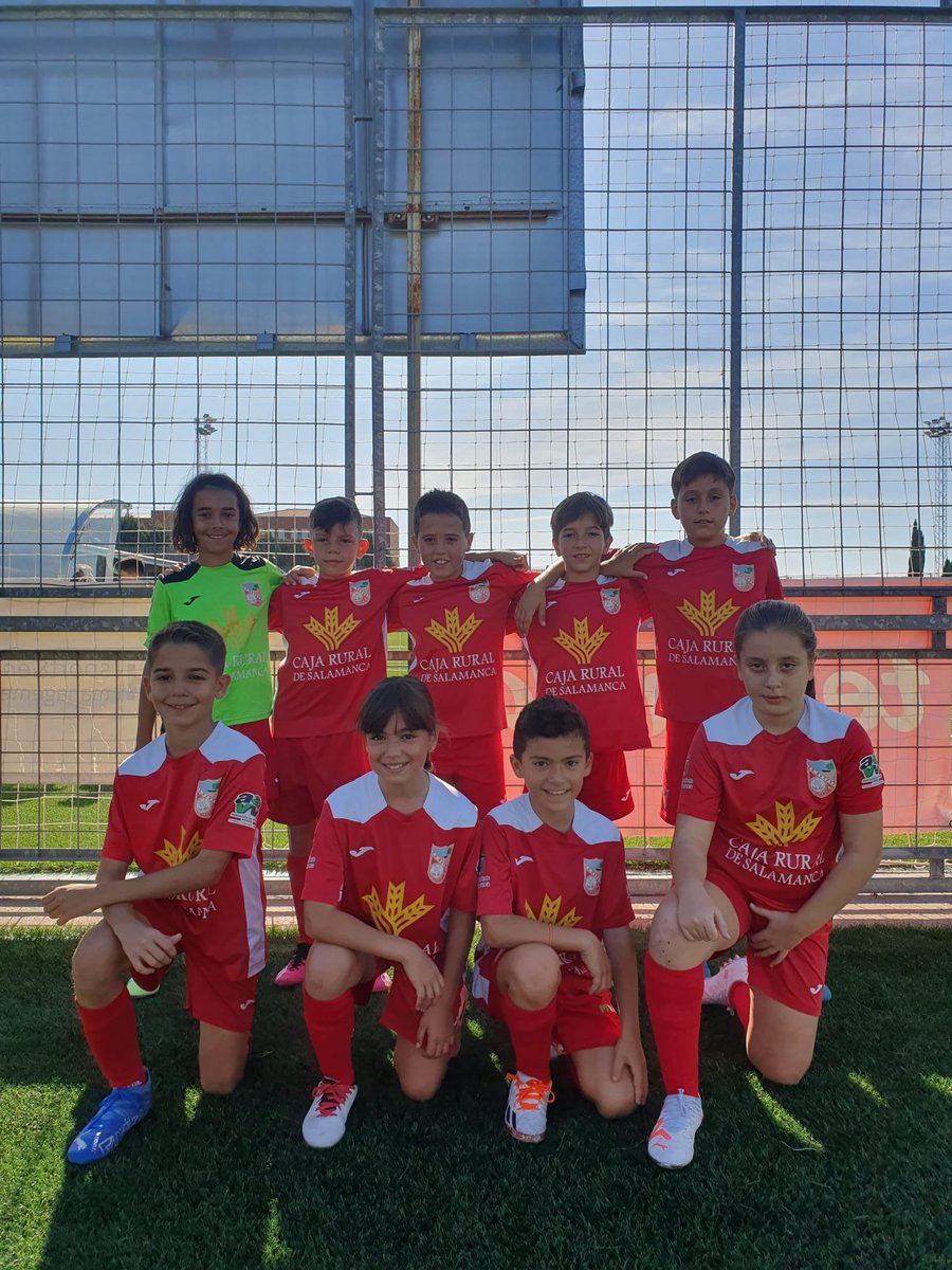 CDNavega's tweet photo. 🔴⚽️ 📸📸 ⚽️🔴 Resumen  de este fin de semana!!!

#marearoja #todoalrojo #rojo #futbol https://t.co/OhPVLdWsht