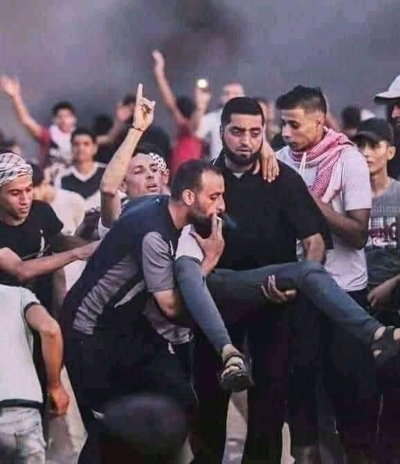 Ahmadmasalha94's tweet photo. @EdyCohen دا مش سايب آخر نفس في السجارة؛ هيسبلك أرضه 🇵🇸 https://t.co/H2bKB4qWv0