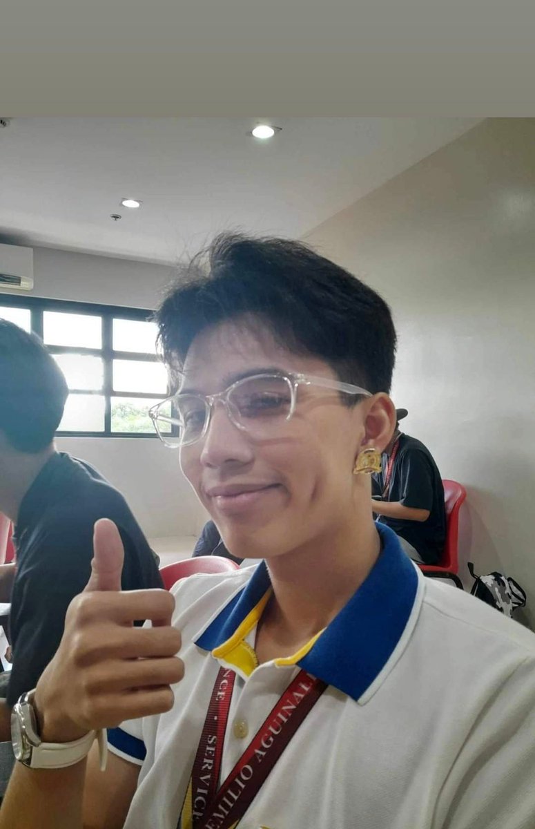 getitgot_it's tweet photo. School boy era π
#Denrich #AldrichAng https://t.co/xt46kVi3jB