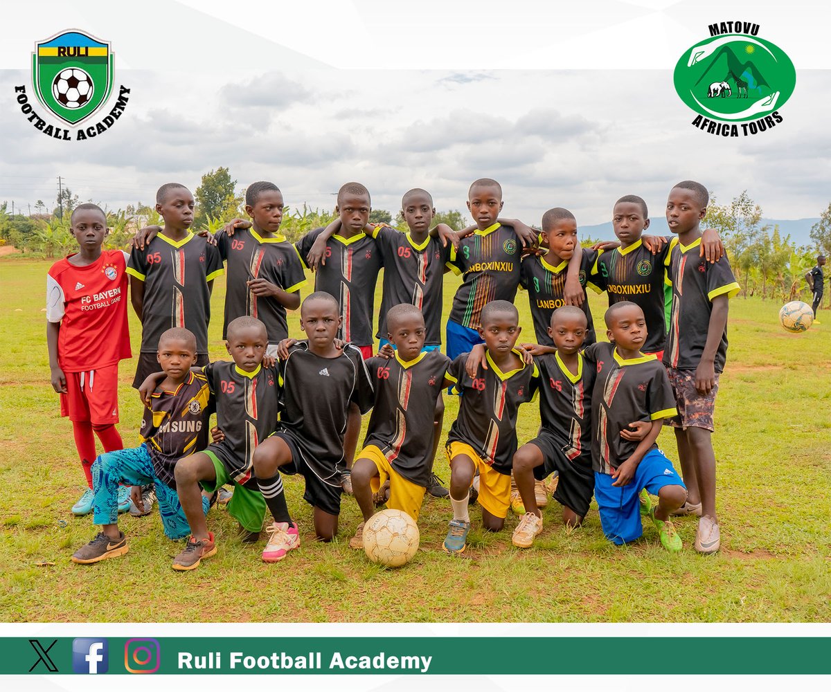 RuliAcademy's tweet photo. Develop young ones, secure the future.
practice continues this weekend @ruliacademy @GakenkeDistrict @FERWAFA @RwandaSports #youngtalented #footballacademy 

Special thanks to @MatovuAfricaTours https://t.co/I7H6twX95f