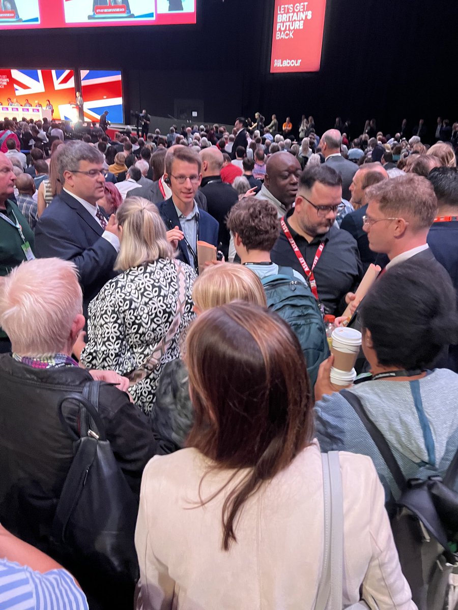 Jon Sopel tweet media