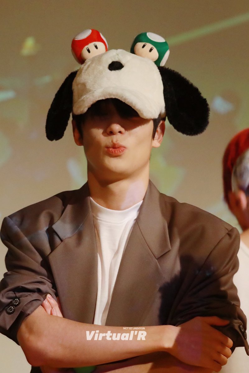 NCT127 FESS tweet media