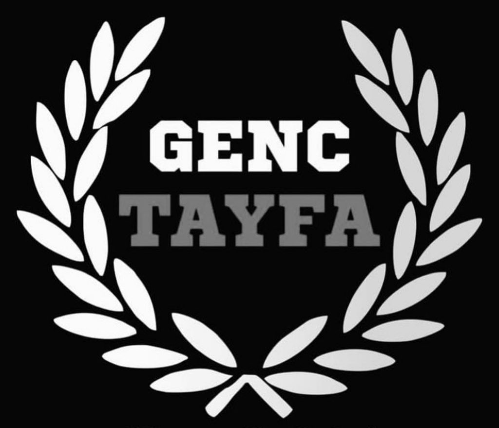 VEFAT VE BAŞSAĞLIĞI 

Uzun Yıllar Şanlıurfaspor'un Amigoluğunu yapan Amigo Eyyüp Lakaplı (Eyyüp Güner) Hakkın Rahmetine Kavuşmuştur Merhuma  Allahtan Rahmet Kederli Ailesine Ve Sevenlerine Baş Sağlığı Dileriz..