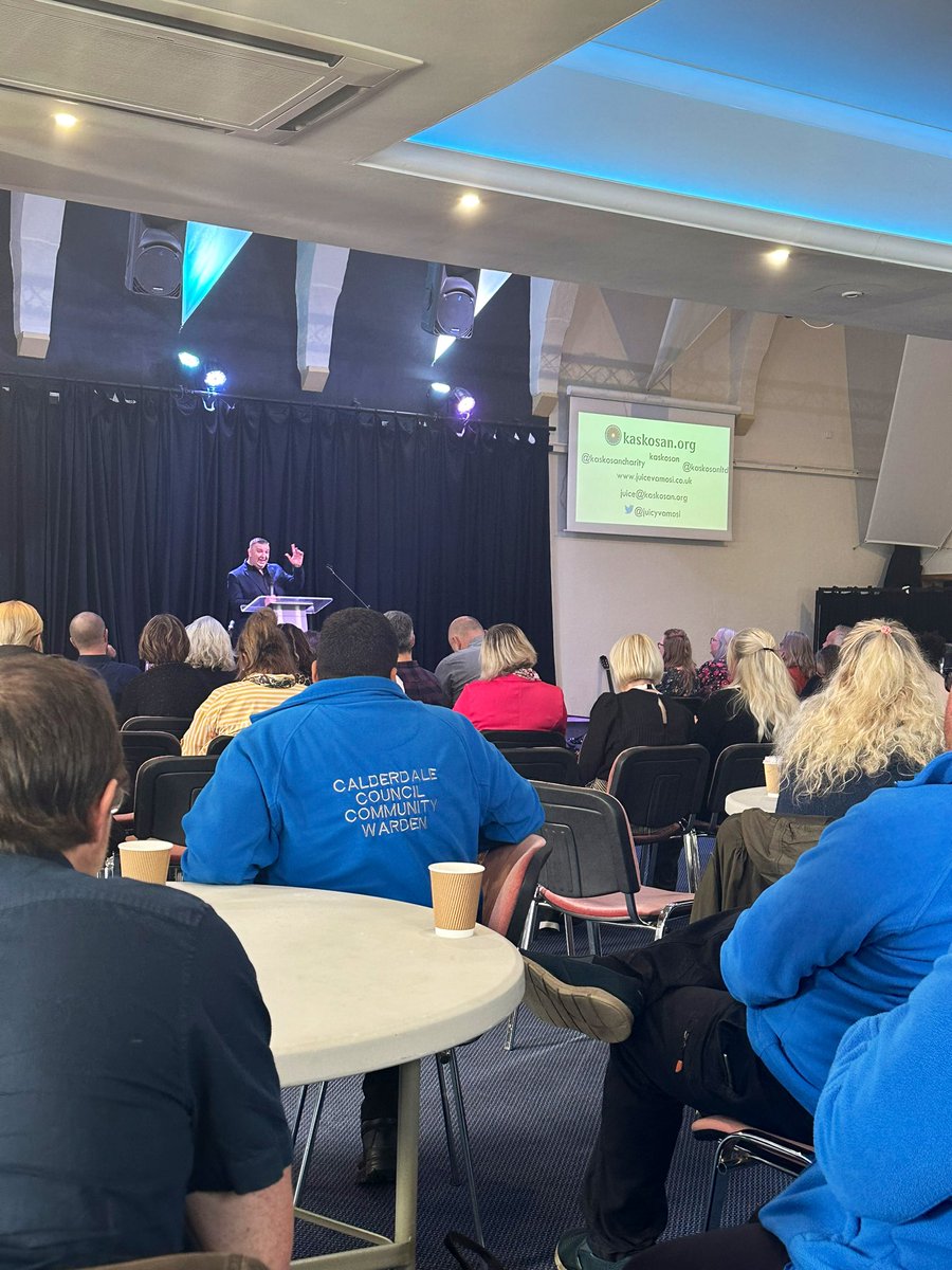 Calderdale Community Protection Team (@cmbc_cpt) on Twitter photo @WardenRonan304 and <a href="/SWstacy328/">CSW328</a> attended a Romani Language workshop this morning alongside other colleagues including Neighbourhood Wardens.
The session was lead by <a href="/juicyvamosi/">Juice Vamosi</a> from <a href="/KaskoSanLtd/">KaskoSan Roma Charitable Company</a> and was very informative!👍
#SaferCalderdale @WardenRonan304 and <a href="/SWstacy328/">CSW328</a> attended a Romani Language workshop this morning alongside other colleagues including Neighbourhood Wardens.
The session was lead by <a href="/juicyvamosi/">Juice Vamosi</a> from <a href="/KaskoSanLtd/">KaskoSan Roma Charitable Company</a> and was very informative!👍
#SaferCalderdale