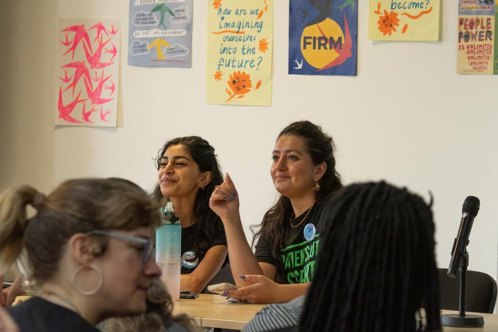 The Refugee Buddy Project 🧡 tweet media