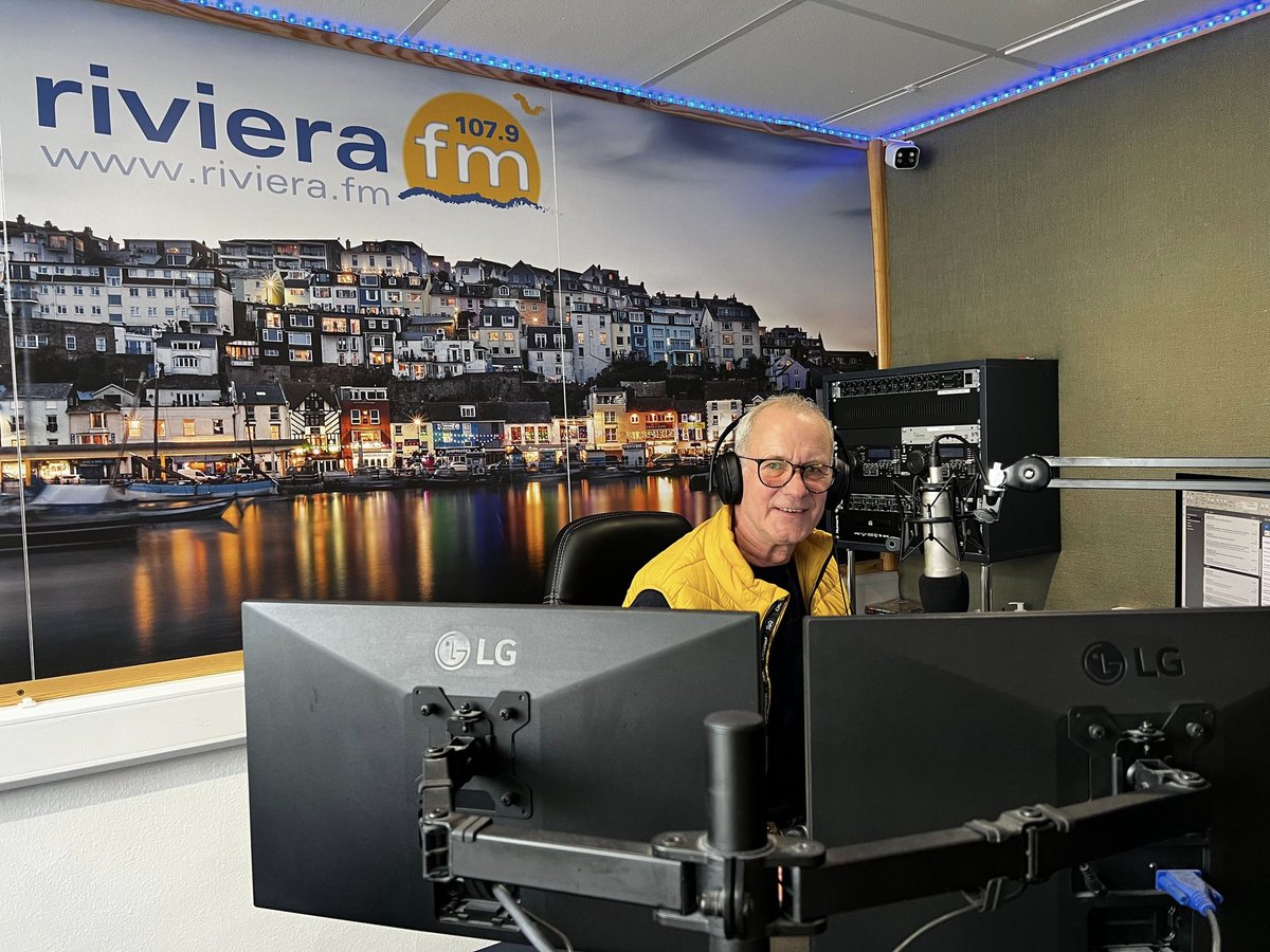 Coming soon to @rivierafm will be a new, weekly #volunteering programme, Tues 10am - 1pm If you want to talk about your work, recruit more volunteers etc. get in touch - davidgledhill@torbaycdt.org.uk #volunteer #volunteeropportunities #vcse #torbay #brixham #paignton #torquay