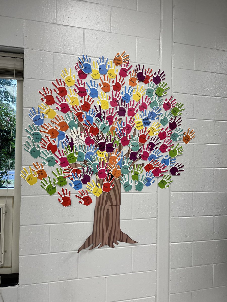 I’m loving the <a href="/jlhsSAVE/">JLHS SAVE Promise Club</a> tree in the TLC. Thanks <a href="/ms_healy_/">Ms. Healy</a>! There are still a few hands available if you want to add your name.