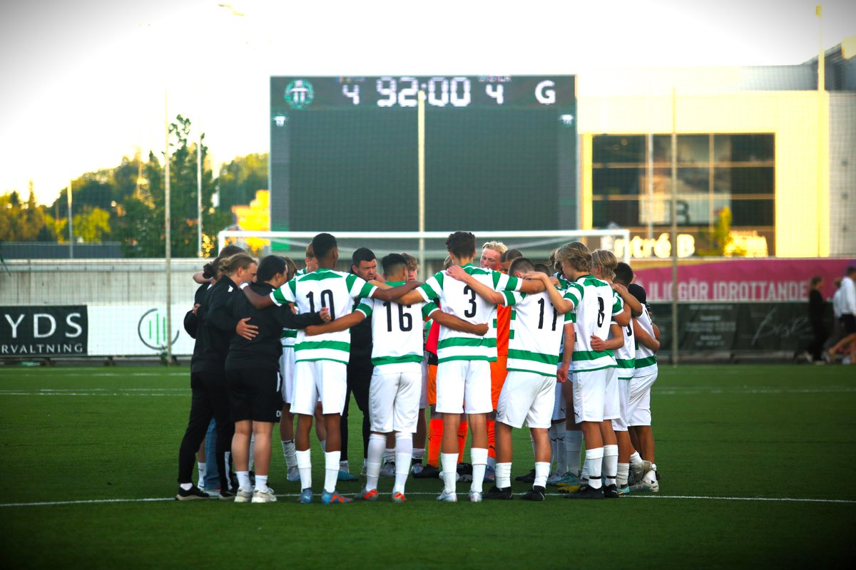 Nu finns chansen för dig att bli en del av VSK Fotbolls akademi!

Under oktober och november bjuder VSK Fotboll in pojkar födda 2009 med stora fotbollsambitioner till uttagningar för VSK Fotbolls akademi.

Läs mer och anmäl dig.

vskfotboll.nu/uttagning-nu-f…