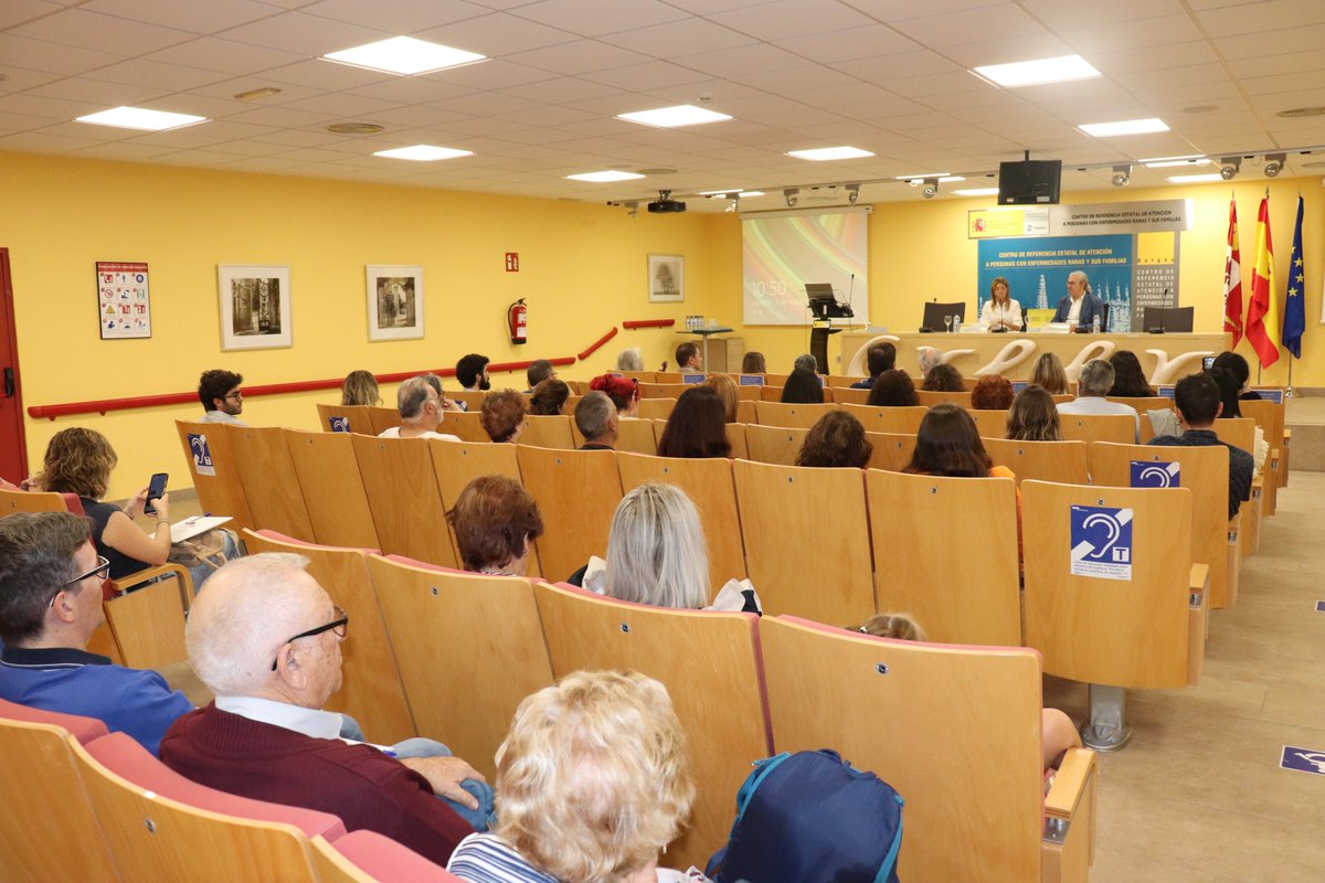 CentroCREER's tweet photo. Celebradas en @CentroCREER @Imserso las Jornadas Médicos-Pacientes y de Convivencia de #Porfiria @porfiria_org con el objetivo de dar a conocer los avances en investigación, fomentar la comunicación entre afectados y expertos y dar apoyo emocional a los pacientes #EncuentrosCREER https://t.co/cvfJ0TG0DL