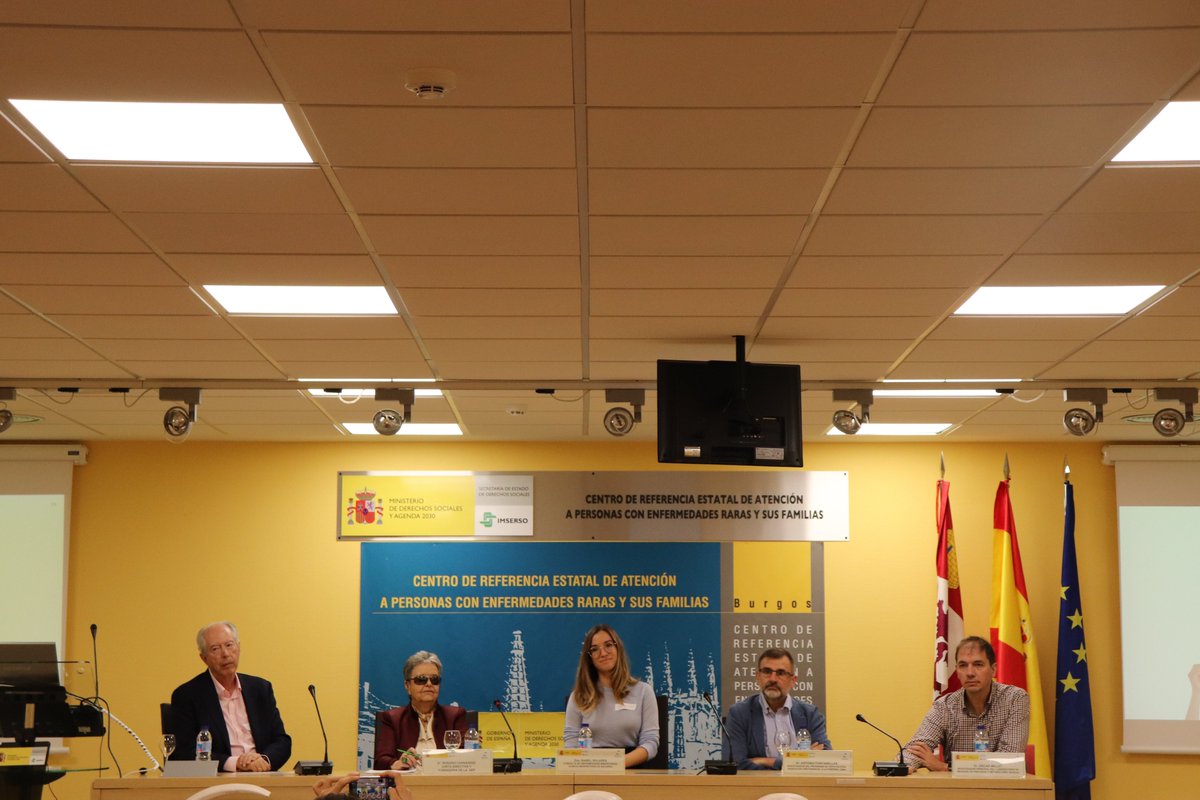 CentroCREER's tweet photo. Celebradas en @CentroCREER @Imserso las Jornadas Médicos-Pacientes y de Convivencia de #Porfiria @porfiria_org con el objetivo de dar a conocer los avances en investigación, fomentar la comunicación entre afectados y expertos y dar apoyo emocional a los pacientes #EncuentrosCREER https://t.co/cvfJ0TG0DL