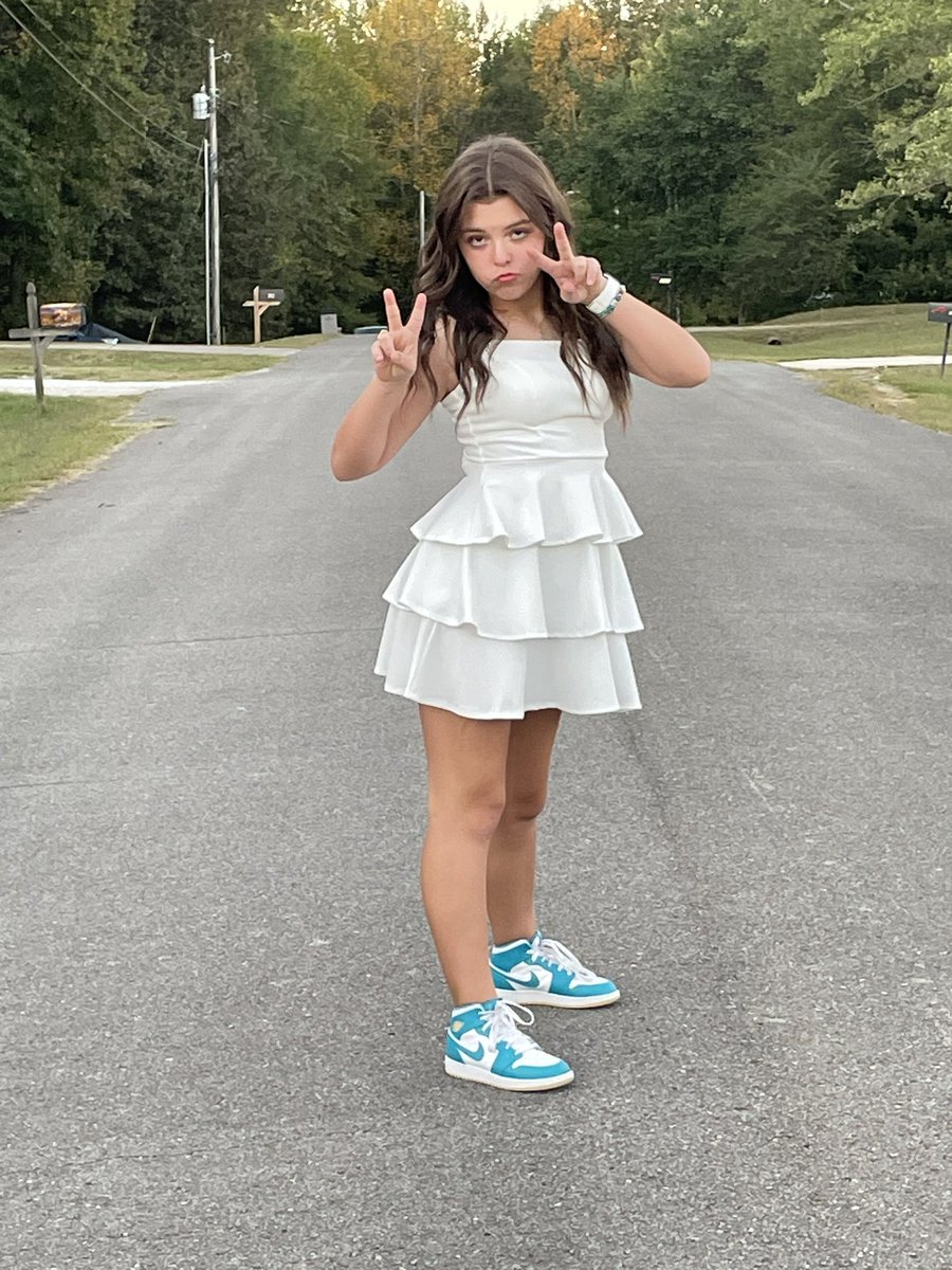 LtDonnyShaw263's tweet image. Last week while I was settling into my new office Michelle and LC were enjoying previously planned training, vacation and homecoming. I couldn’t be any prouder of the young lady that LC is. School, dance and community is her passion, Michelle and I are blessed! 
❤️ 🏫 💃 📚 🙏🏼 ❤️