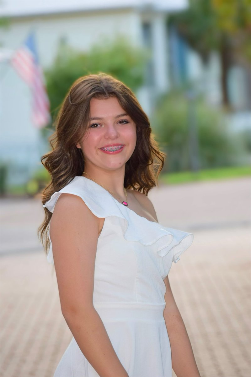 LtDonnyShaw263's tweet image. Last week while I was settling into my new office Michelle and LC were enjoying previously planned training, vacation and homecoming. I couldn’t be any prouder of the young lady that LC is. School, dance and community is her passion, Michelle and I are blessed! 
❤️ 🏫 💃 📚 🙏🏼 ❤️