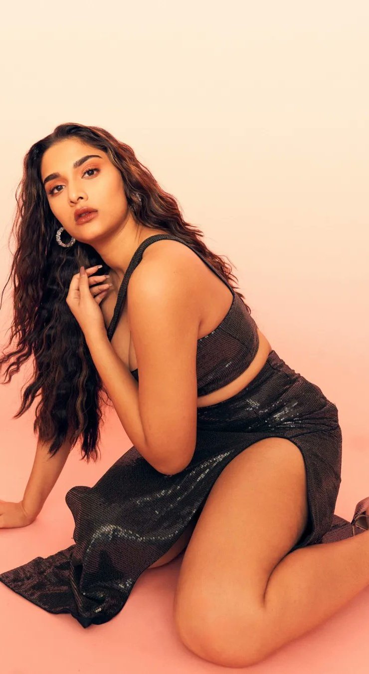 F7_n6XRWMAAVXnY?format=jpg&name=large