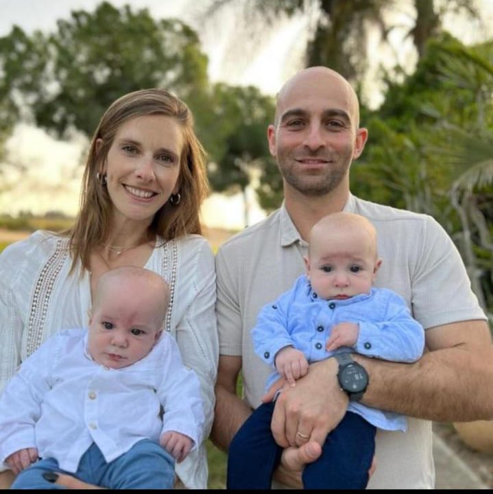 Itai & Hadas Berdichevsky, both 30 years old, bravely shielded their 10-month-old twins in a shelter as terrorists invaded their home in Kfar Gaza, a Kibbutz in southern Israel. Despite their efforts to defend, they tragically lost their lives. Their babies remained…