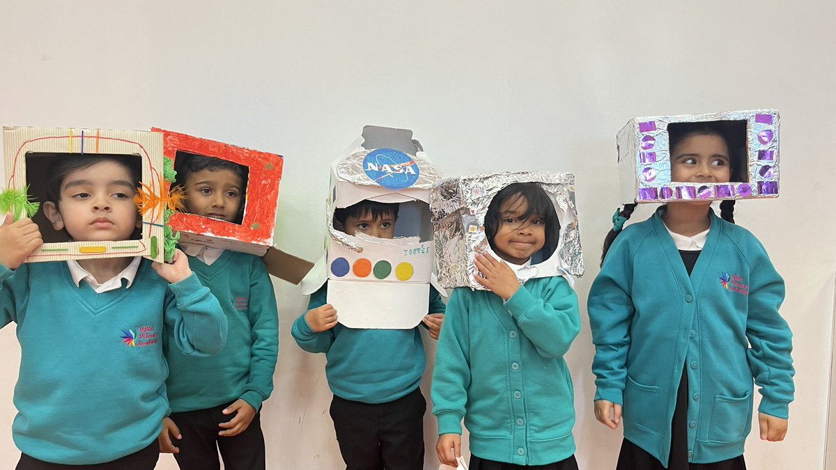 IqraPrimaryA's tweet photo. Reception astronauts have brought in their space helmets! Super home learning. #iqraSTEM #EYFSSTEM @dallascampbell https://t.co/ble5bxVJga