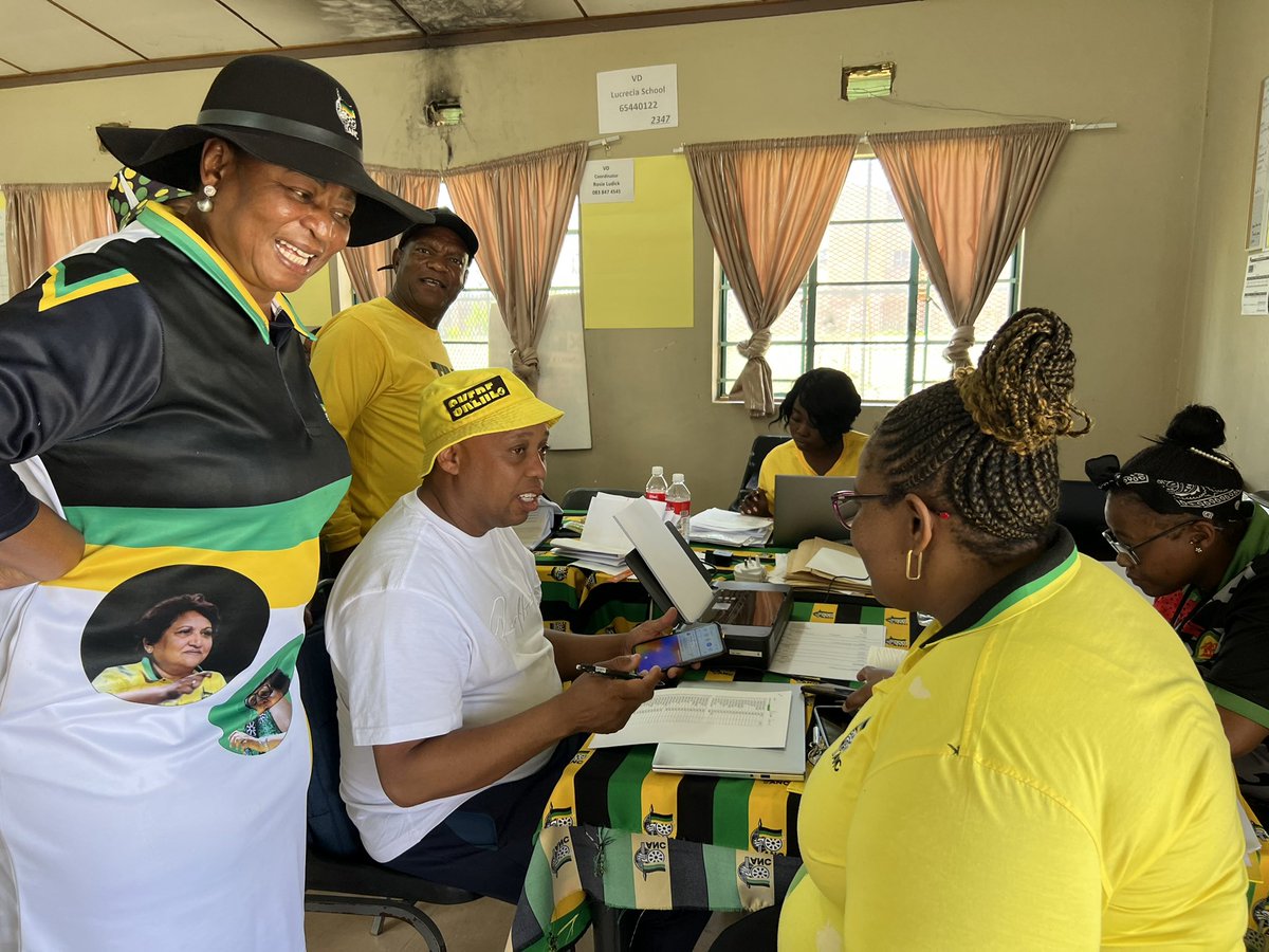 Today @MYANC is in Ward 1, Roodepan, Kimberley @AncNcape ahead of the Bi-Elections on Wednesday, 11 October 2023 #ANCatWork #RegisterToVoteANC