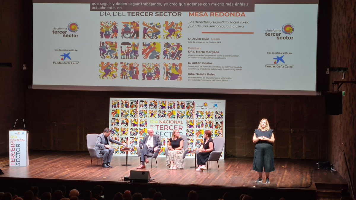 RubenGRQ's tweet photo. Reflexiones del #DiaDelTercerSector @Plataforma3sect

- Recursos acompañados de propósito compartido (justicia social)
- La relación entre más justicia social y mejor eficiencia económica está demostrada (Antón Costas)
- Evitar pobreza cultural https://t.co/TgmIqJQ2cn