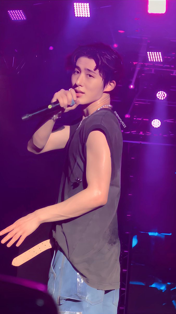 onenonly1022's tweet photo. Handsome boy Kim Hanbin ❤️‍🔥

HANBIN FOR ASS VOL2
#BIxASSvol2 #ASSVol2 #AsianSoundSyndicateVol2
#HANBIN #비아이 @shxx131bi131 https://t.co/CdMjvoqOV0