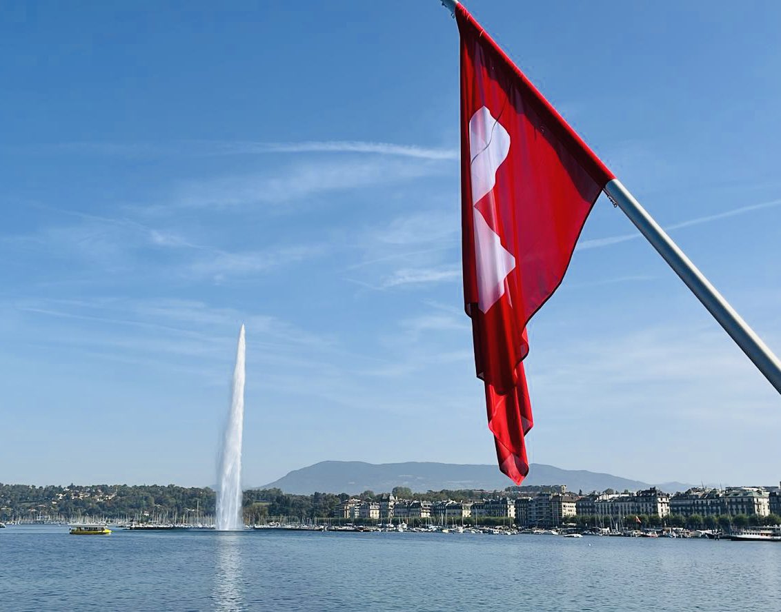 HorizonsSuisse's tweet photo. Aujourd’hui @HorizonsLeParti souffle sa deuxième bougie, et conserve la volonté intacte de « Voir loin pour faire bien » @HorizonsFDE #Horizons2ans https://t.co/MXW6DLYu2R