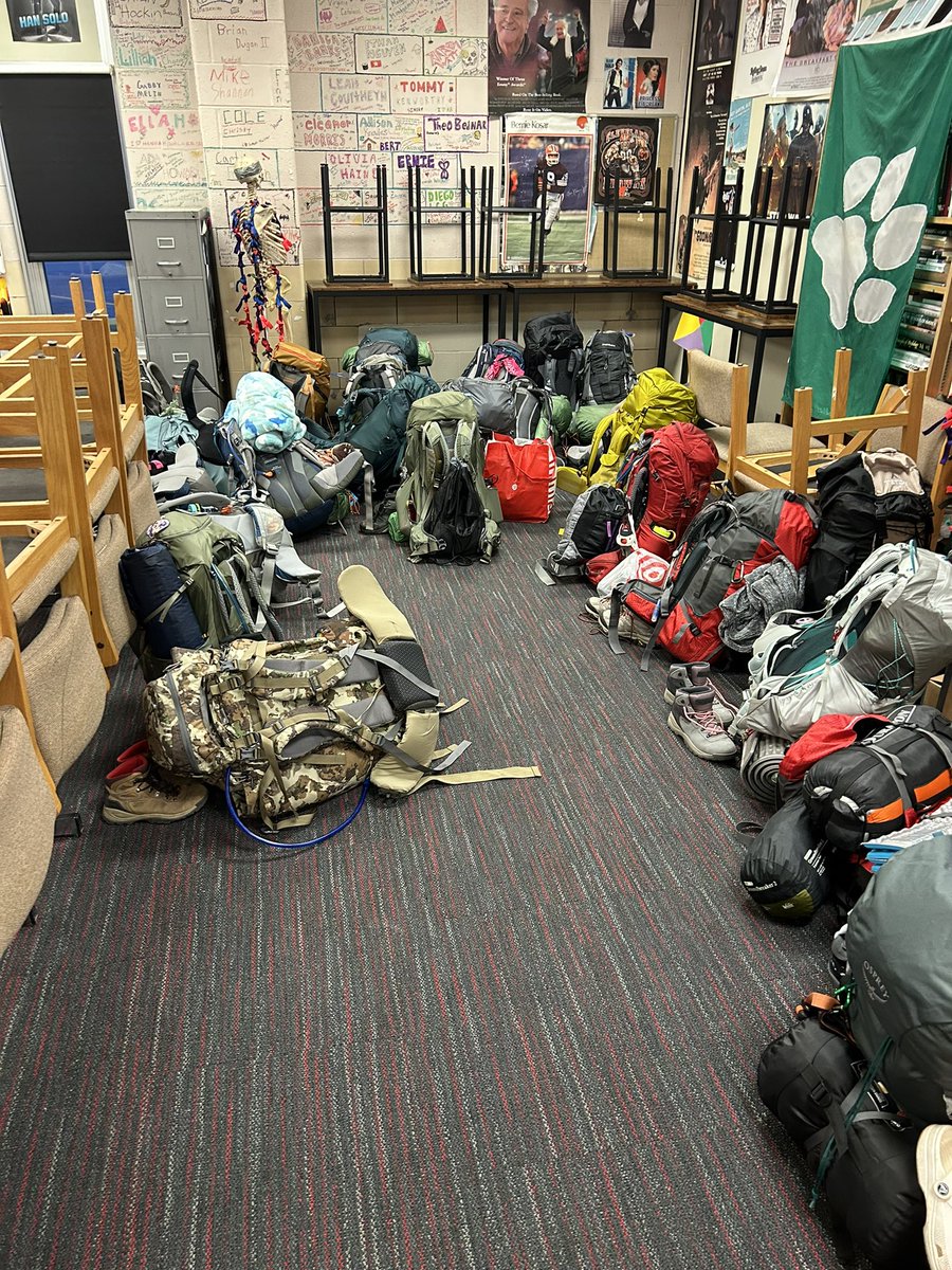 ExpedAcademy's tweet photo. The calm before the adventure… https://t.co/yNwL6IxZt3