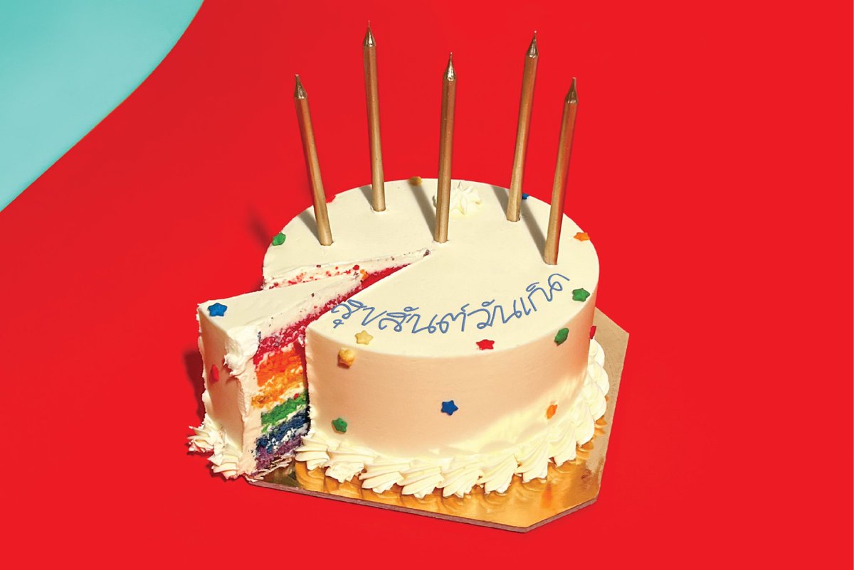 เป็นสาย lettering logo และ type design ค่ะ 💖 ใครสนใจโลโก้ที่เป็น wordtype แบบนี้ก็คือติดต่อด้าย 🥹🩵