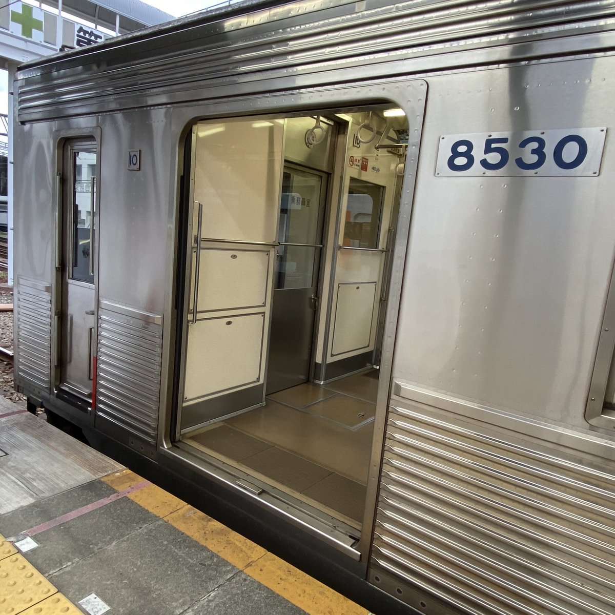 umayatrans's tweet photo. ㊗️東急8500系8630F デハ8530
静態保存車　公開開始🤩

最後に乗ったあの日　2021年4月16日
と変わらぬ姿😂

#東京さつきホスピタル 
#ハチゴープロジェクト 
#東急8500系 
#東急の日 https://t.co/CZ1IL5sxmr