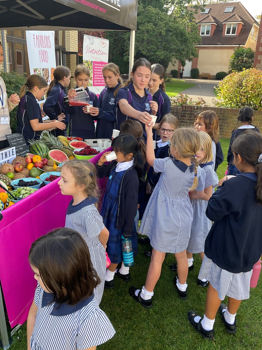 St Mary's School (@stmarysschoolgx) on Twitter photo Thanks <a href="/HolroydHowe/">Holroyd Howe</a> and <a href="/Ellieolds/">Ellie Olds</a> - lunchtime has been made. It is safe to safe to say the smoothie bike has been a hit #SMSSpirit #healthylifestyle #foodandnutrition #Balance Thanks <a href="/HolroydHowe/">Holroyd Howe</a> and <a href="/Ellieolds/">Ellie Olds</a> - lunchtime has been made. It is safe to safe to say the smoothie bike has been a hit #SMSSpirit #healthylifestyle #foodandnutrition #Balance
