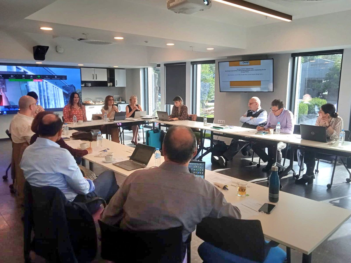 Ebru Turhan (@drebruturhan) on Twitter photo Our Special Issue Workshop supported by <a href="/DAADCamHub/">DAAD Cambridge Hub</a> & hosted by <a href="/ipc_ipm/">Istanbul Policy Center</a> was exceedingly productive & involved detailed discussions on all contributions. Looking forward to next steps w. this amazing team of scholars! <a href="/SenemAydnDzgit/">Senem Aydın-Düzgit</a> <a href="/CETEUS/">Centre for Turkey and European Union Studies, UoC</a> <a href="/IEP_Berlin/">Institut für Europäische Politik</a> <a href="/keymanfuat/">Fuat Keyman</a> <a href="/FundaTekin17/">Funda Tekin</a> Our Special Issue Workshop supported by <a href="/DAADCamHub/">DAAD Cambridge Hub</a> & hosted by <a href="/ipc_ipm/">Istanbul Policy Center</a> was exceedingly productive & involved detailed discussions on all contributions. Looking forward to next steps w. this amazing team of scholars! <a href="/SenemAydnDzgit/">Senem Aydın-Düzgit</a> <a href="/CETEUS/">Centre for Turkey and European Union Studies, UoC</a> <a href="/IEP_Berlin/">Institut für Europäische Politik</a> <a href="/keymanfuat/">Fuat Keyman</a> <a href="/FundaTekin17/">Funda Tekin</a>
