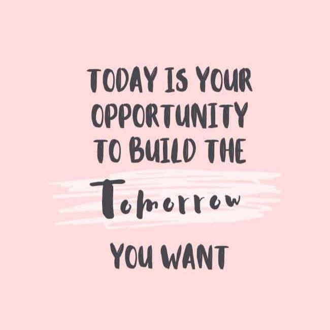 TheArchangelMD's tweet photo. Start building your new reality today 🌟👑 #oureverydaylives #motivation #MondayMotivation #MotivationalMonday #MondayMorning #MondayMood #Mondayvibes #mondaythoughts #MondayMotivaton #MotivationMonday #MotivationalQuotes https://t.co/uDUzO0htT1