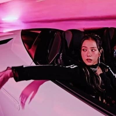 rapradiojenlisa's tweet photo. help me find my oomfies, rt and like and follow me pleek 😭😭
#beyoncé #fucktreasure #blink https://t.co/twNNuPFwD8