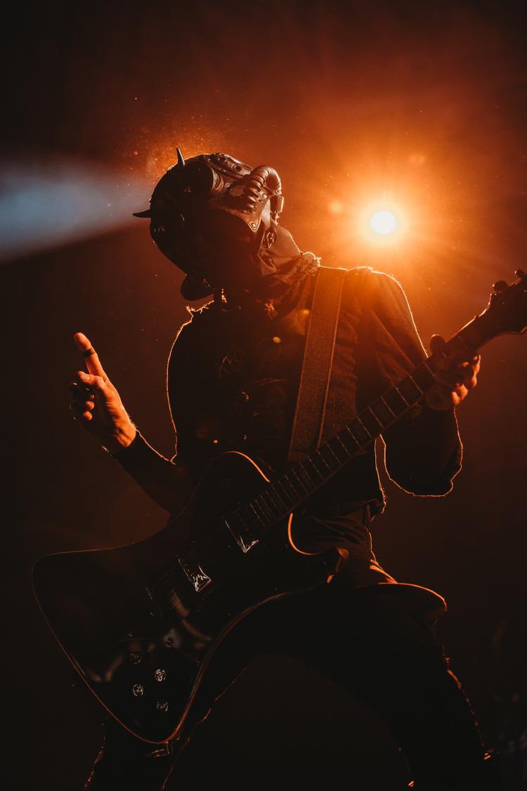 G0LDENELITE's tweet image. OH GOD PHANTOM