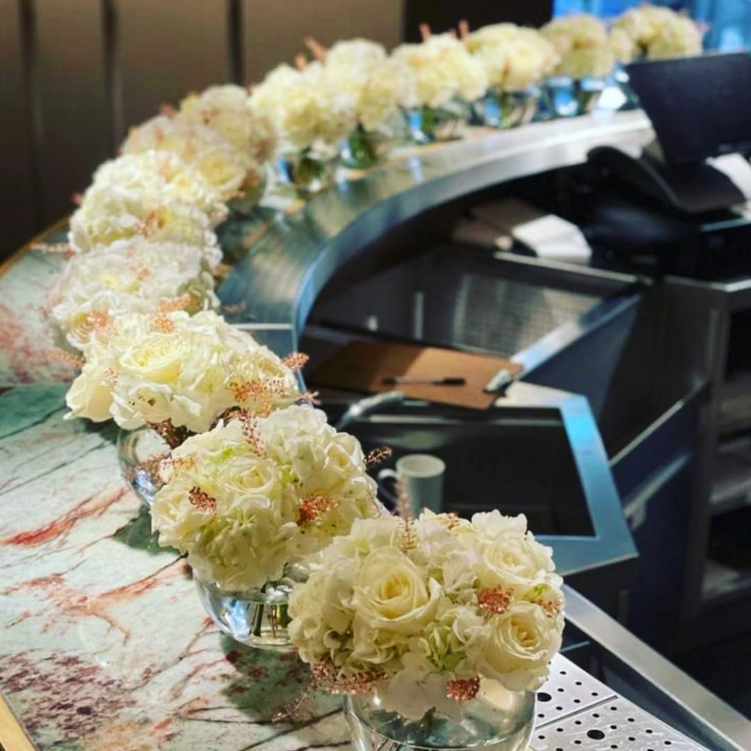 ferrishrtsloane's tweet image. Ferris Heart Sloane create fresh and high-quality artificial table centres for corporate dinners, galas and award ceremonies.

Get in touch with our team hello@ferrisheartsloane.com or call 01525 240280.

#ferrisheartsloane #venuedesign #designinstallation #wowfactor